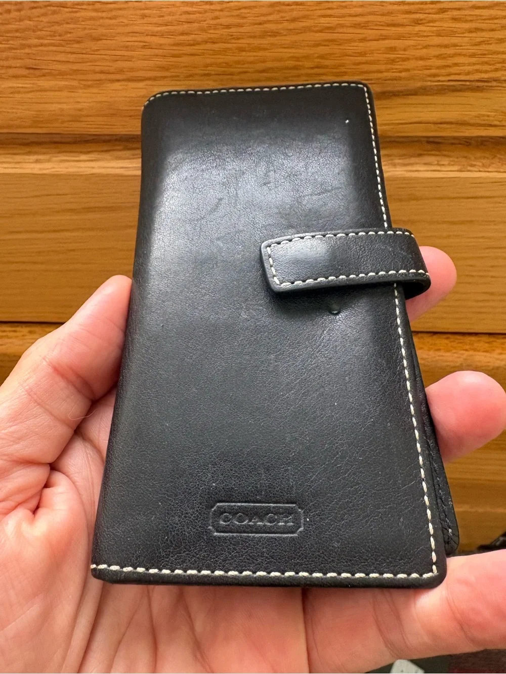 COACH Black Leather women wallet Contrast Stitching